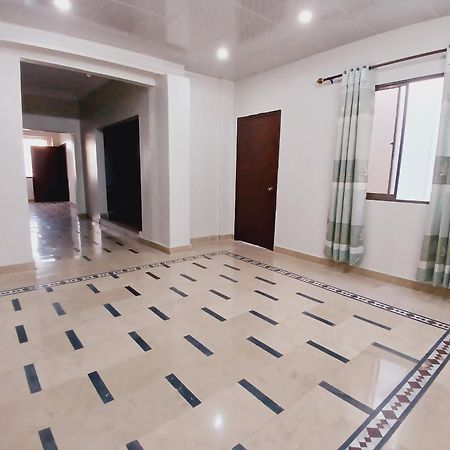 Subhan Palace Guest House カラチ エクステリア 写真